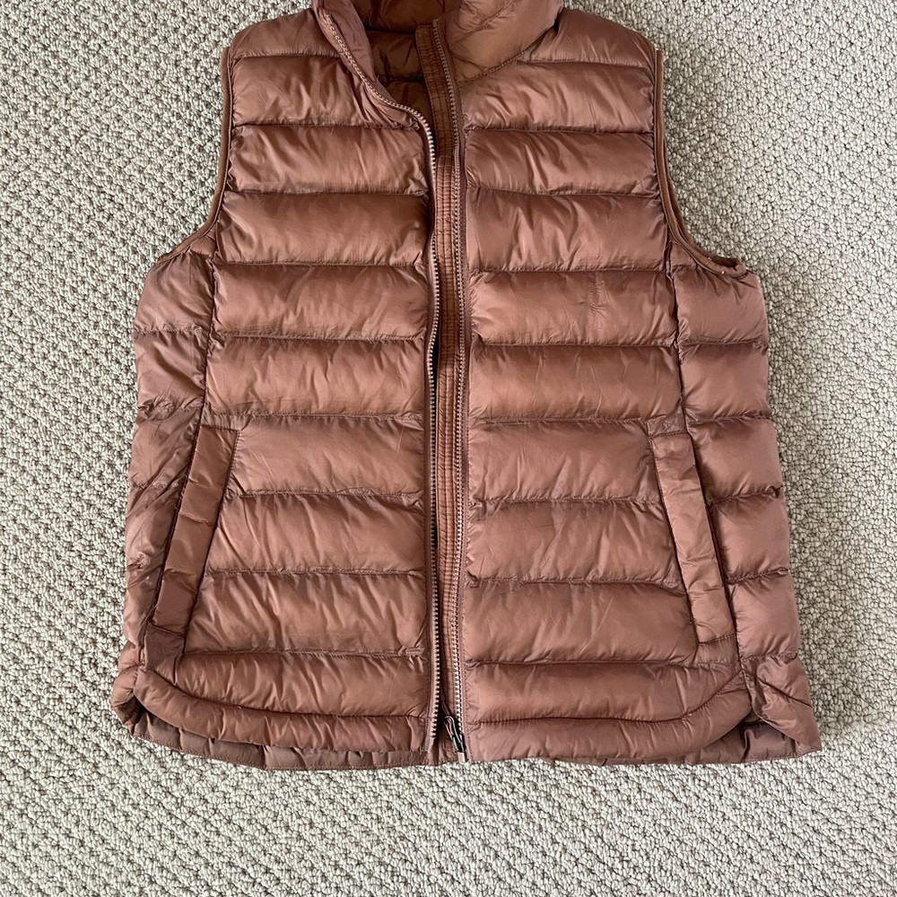 32 Degrees Chocolate Puffer Vest